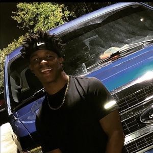 Meet your Posher, Xavier